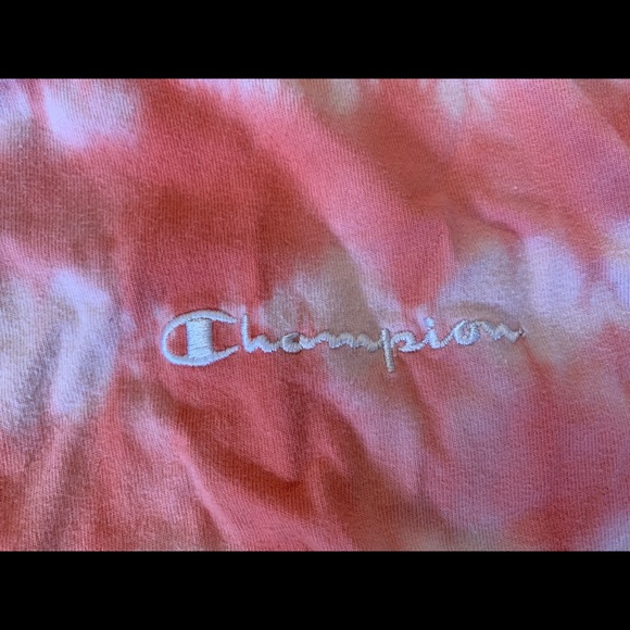 Champion Crop Top - Picture 2 of 2